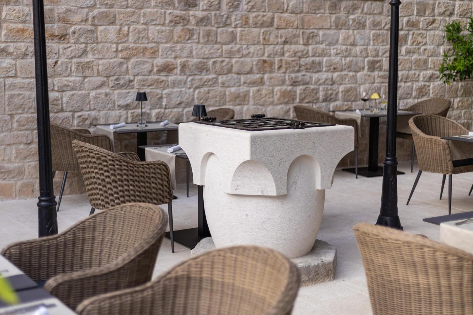 Puteus Palace Heritage Hotel 푸치스차 외부 사진